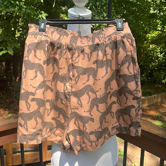 Jane + Delancey Cheetah Top and Short Set NWT - Picture 10 of 17